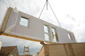 Modular house lifted in on crane